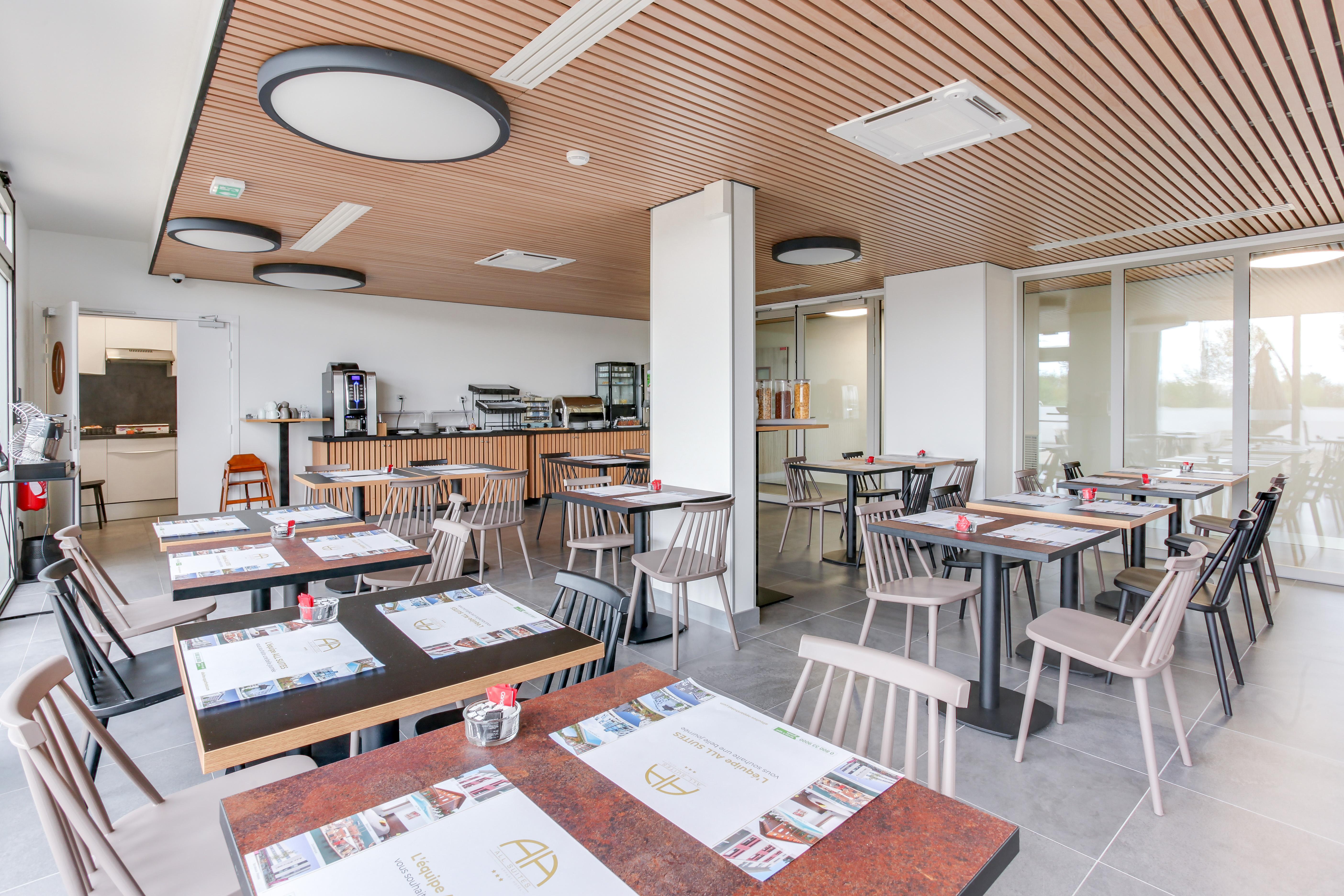 All Suites Appart Hotel Massy Palaiseau Exterior photo