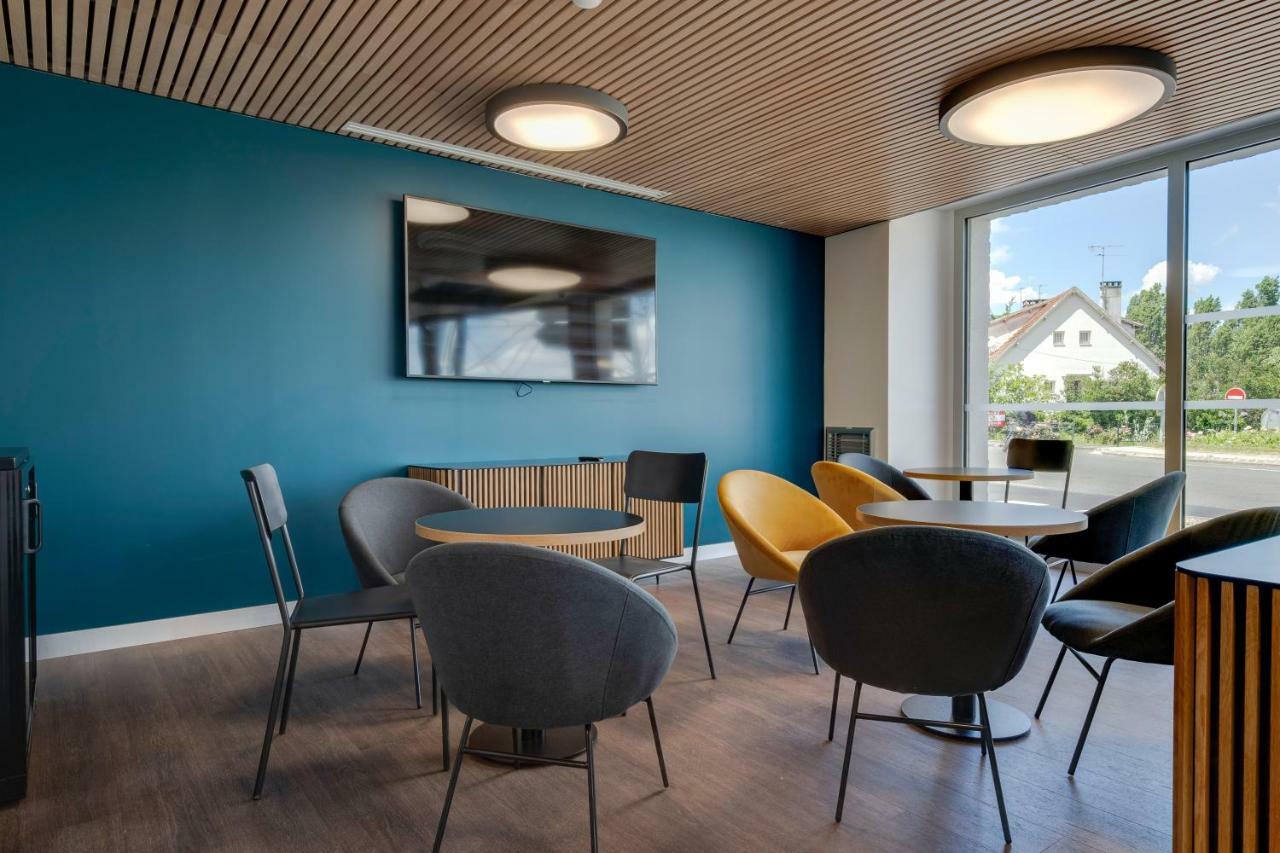 All Suites Appart Hotel Massy Palaiseau Exterior photo